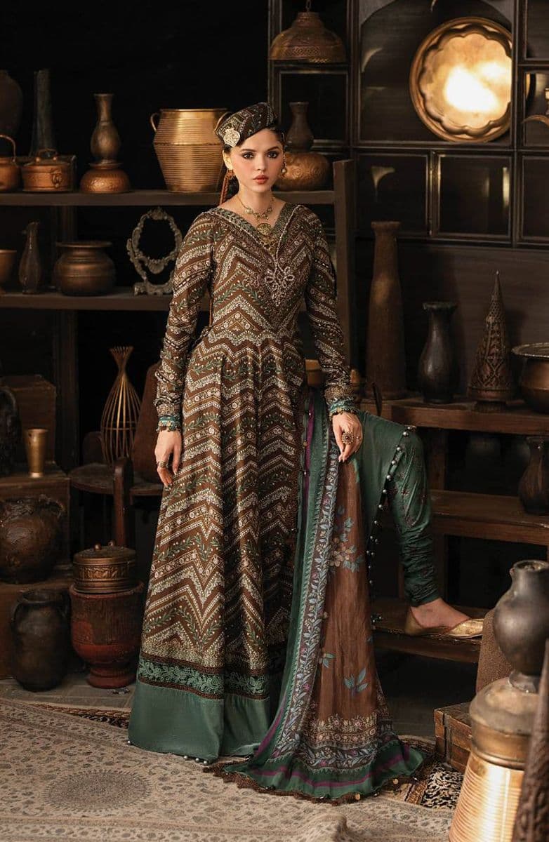 M-PRINTS  - Luxury Printed Lenin Suit With Printed Silk Dupata-7A