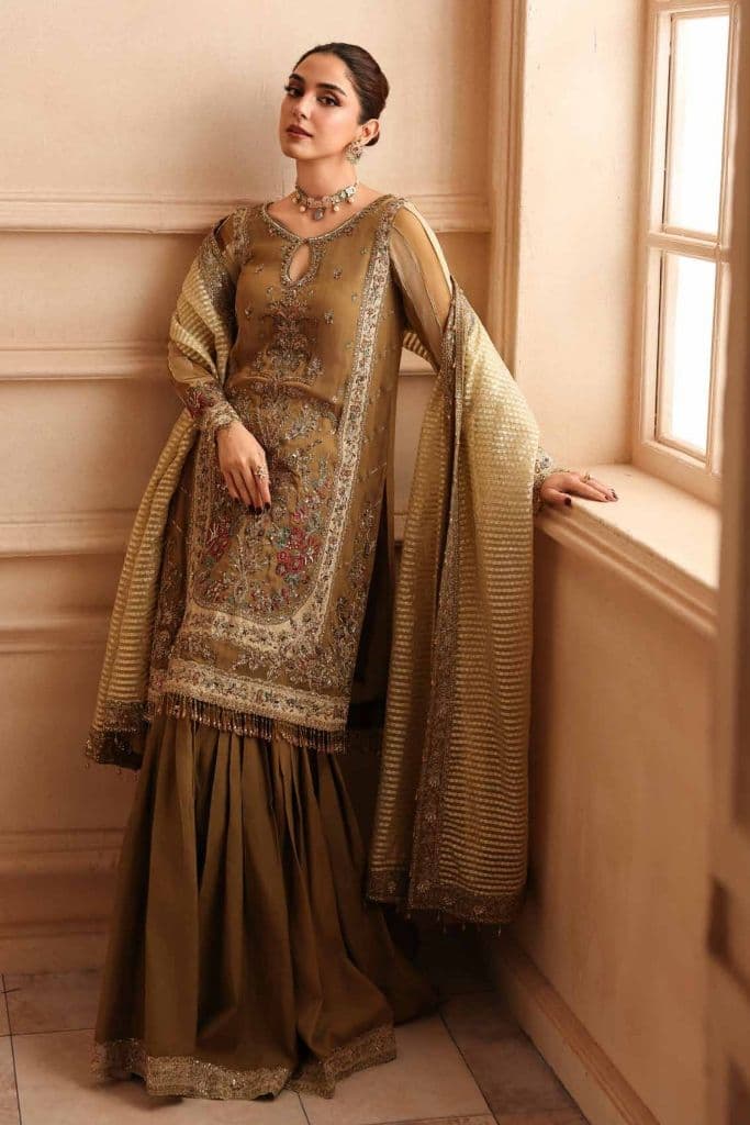 CHARIZMA - Premium luxury handwork Chiffon with premium embroidery duppata DJW6-05