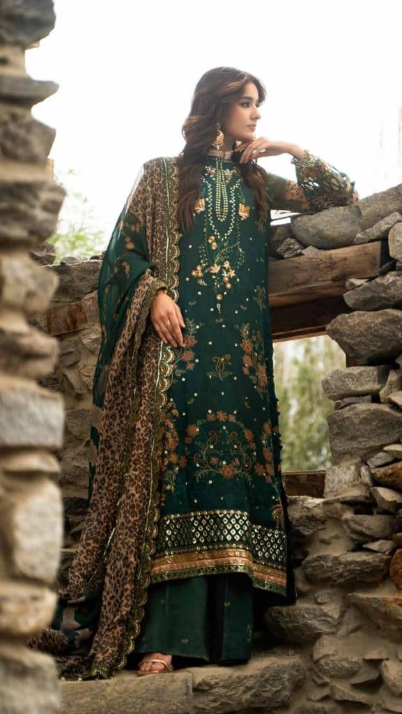 CHARIZMA - Premium Charizma Suit with Embroidered Chiffon Duppata-VLC-6 (Photo 1)